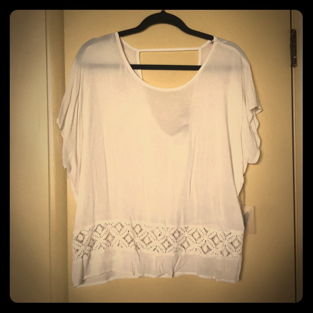 Forever 21 cream top. Never worn. Brand new.